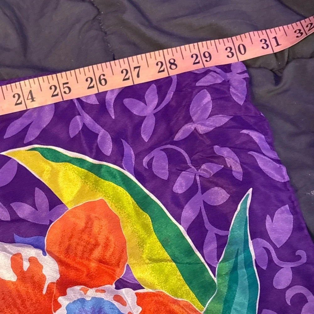 Liz Claiborne Womens Vintage Purple‎ Floral Silk Scarf Wrap Square 30x30